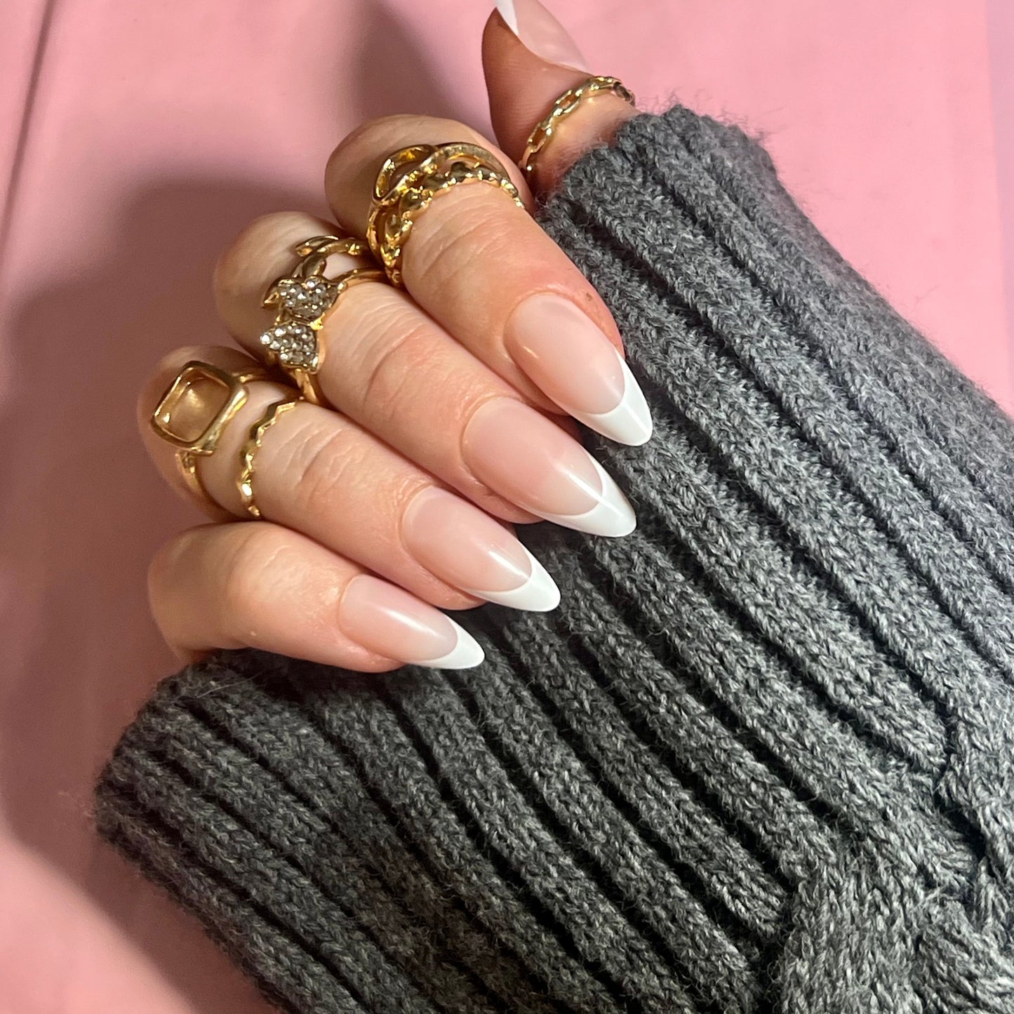Press-On Nails – French Stiletto 🤍✨