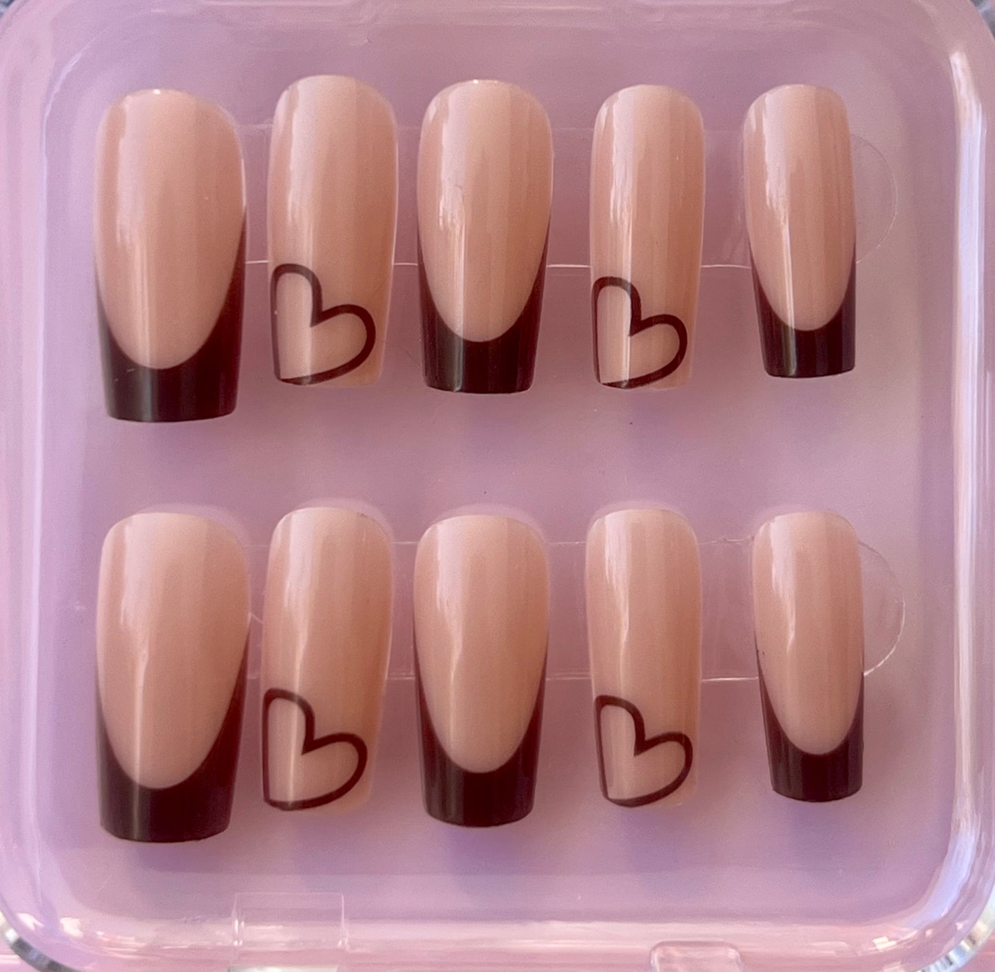 Press-On Nails – Cœur Café ☕🤎