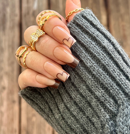 Press-On Nails – Cœur Café ☕🤎