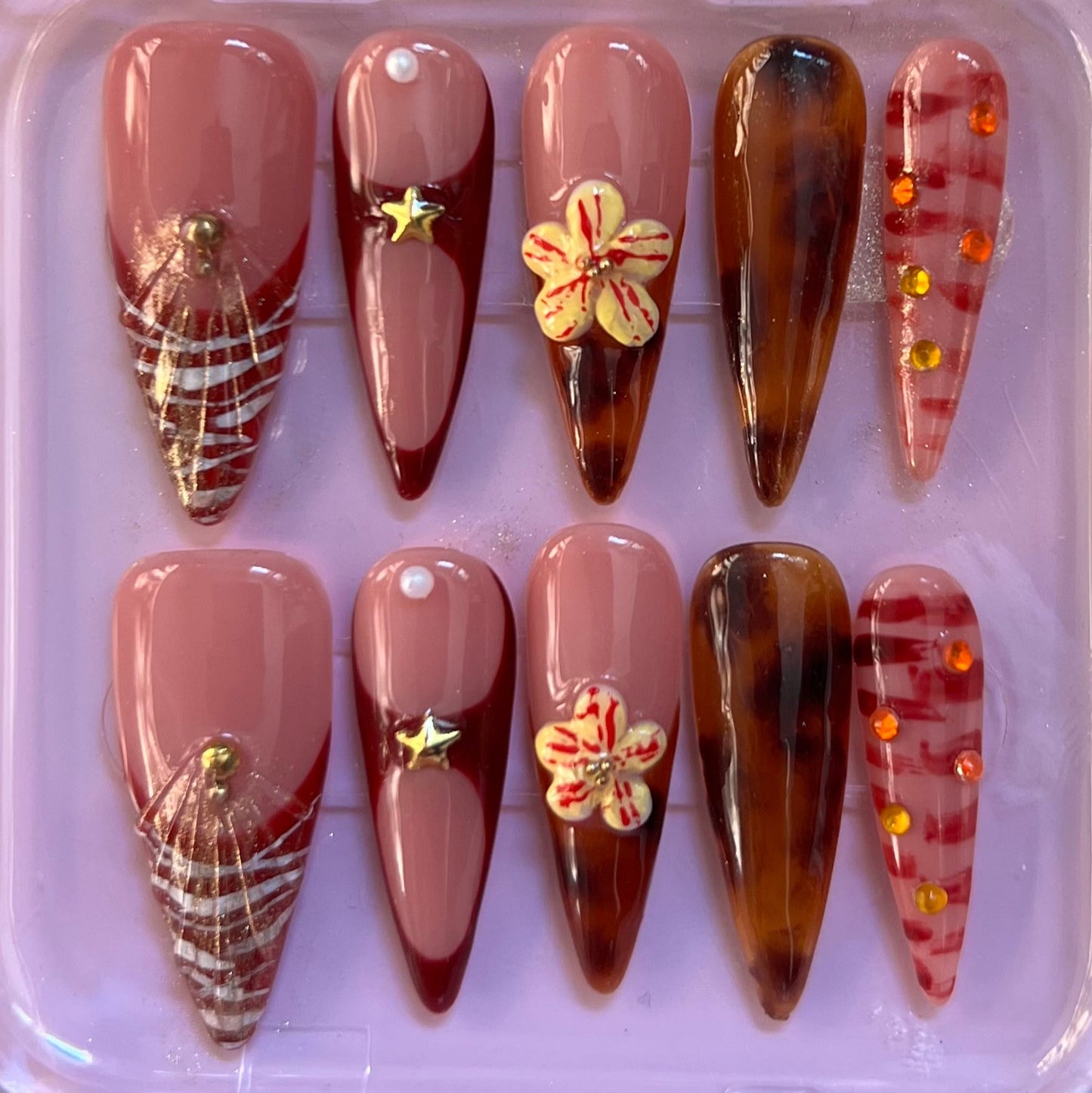 Press-On Nails – Wild Flowers 🌼🍂